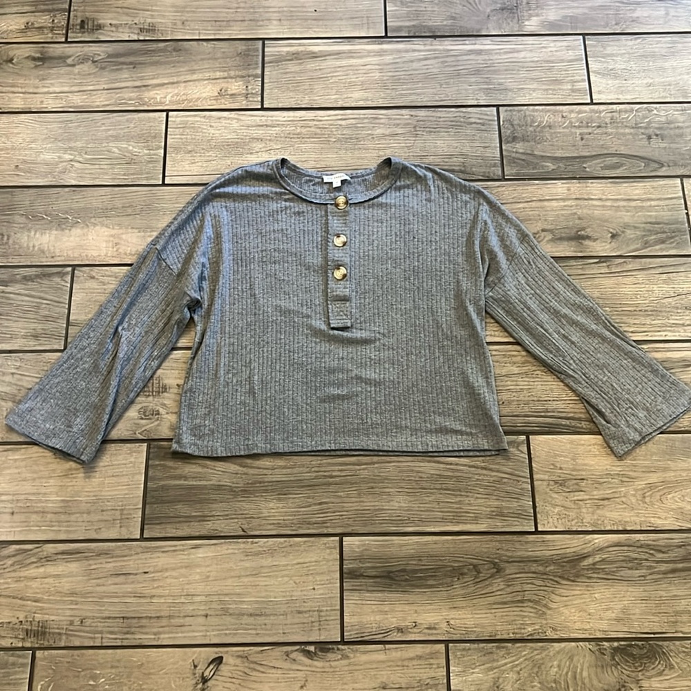 Blue Pepper women’s top size medium